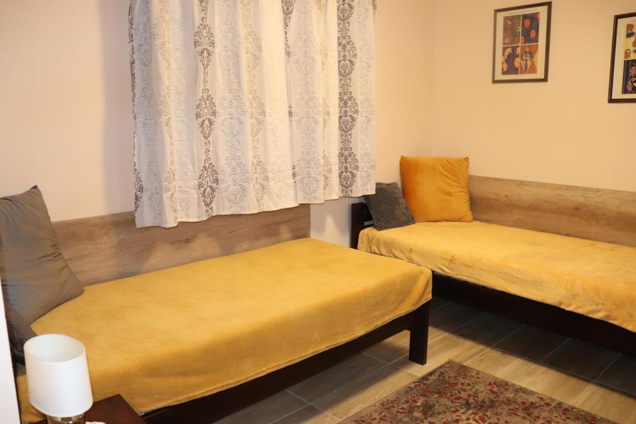 Lidia Vendeghaz Hotel ตาตา ภายนอก รูปภาพ
